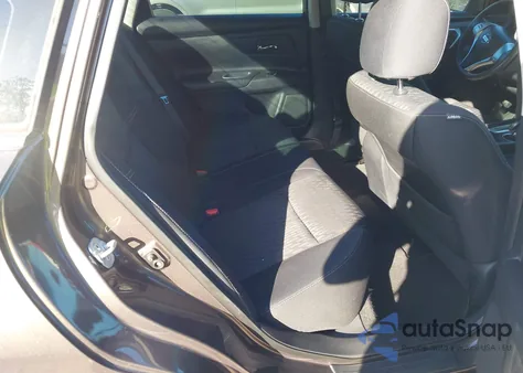 2016 Nissan Altima 2.5 z USA, uszkodzony, nr VIN 1N4AL3AP1GC197493